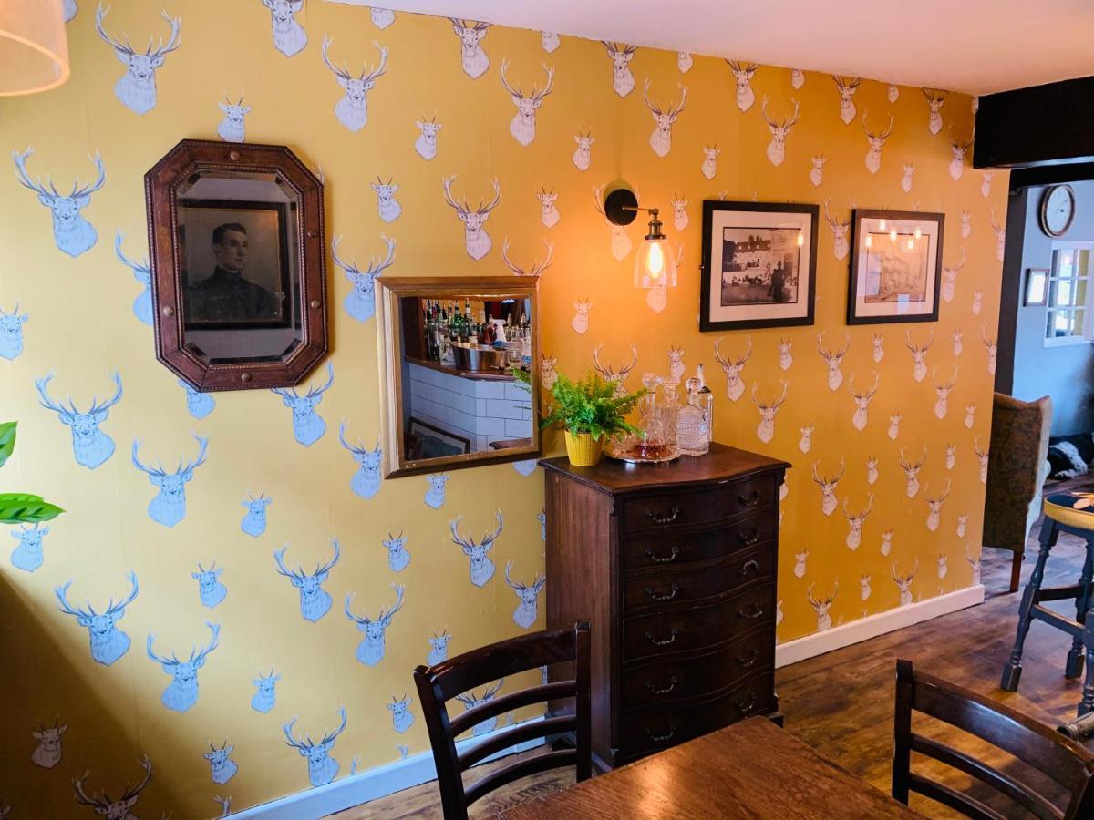 The Swan Inn Мидхърст Екстериор снимка